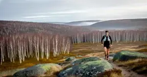 Paras retkeilyliivi 2026 vaellukselle ja polkujuoksuun Suomen vaihtelevissa olosuhteissa